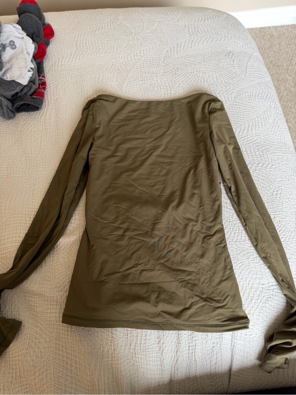 Women's open back Olive Long-Sleeve Scoop Neck Top